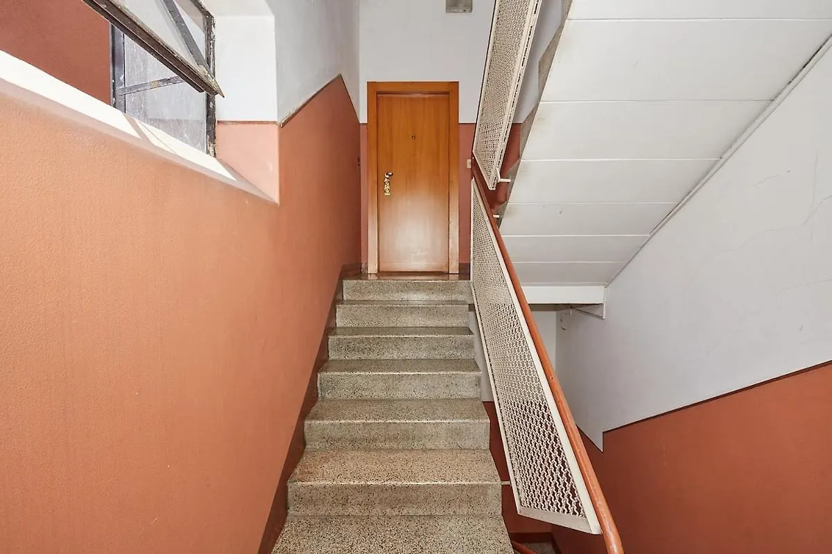 Apartment Family Friendly & Spacious W Balcony Near Metro Mailand