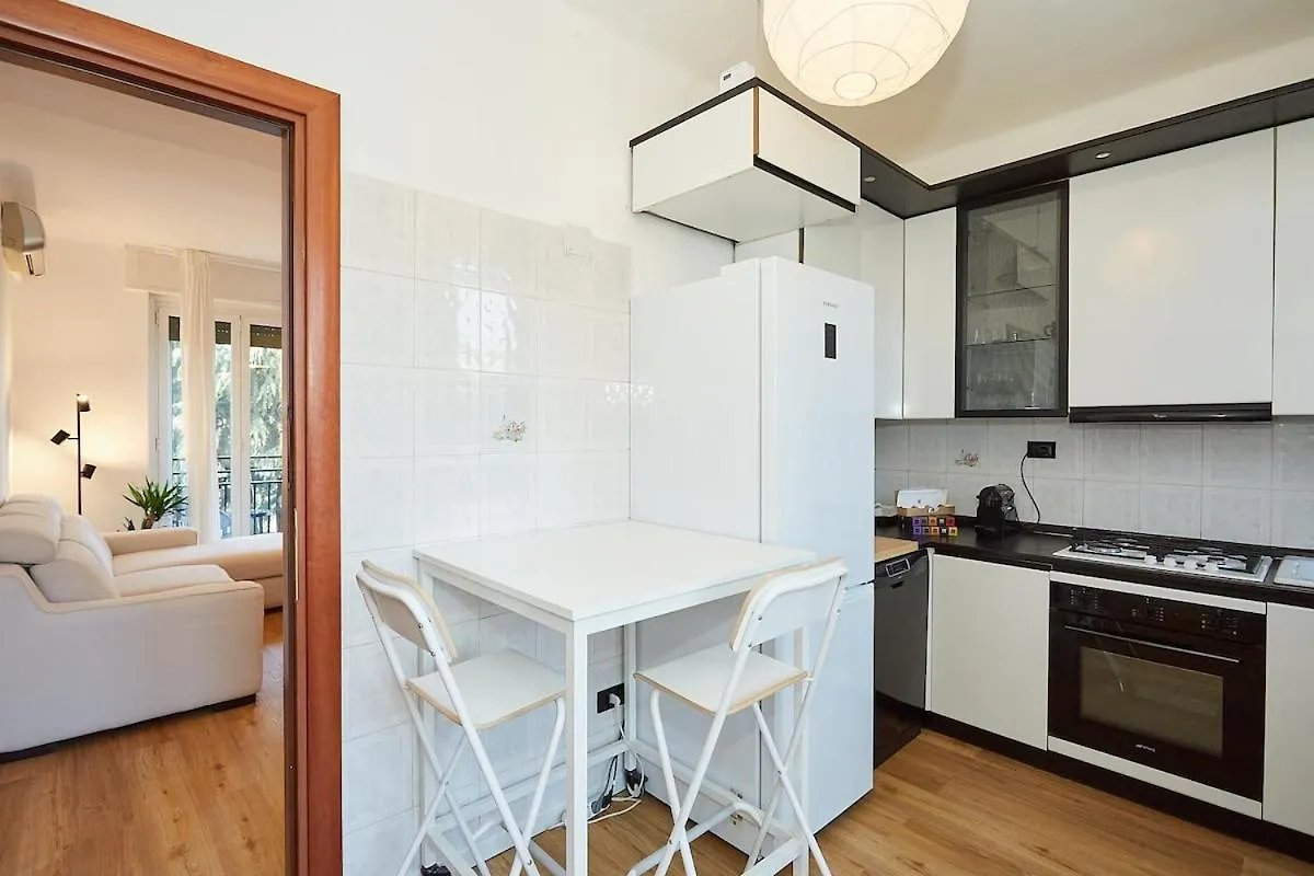 Family Friendly & Spacious W Balcony Near Metro Milaan